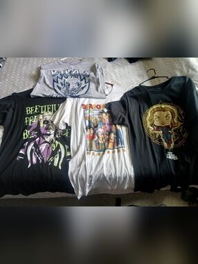 Mens Size L Graphic T. Shirts Tees Bundle FUNKO MARVEL BEETLEJUICE DRAGON BALLZ